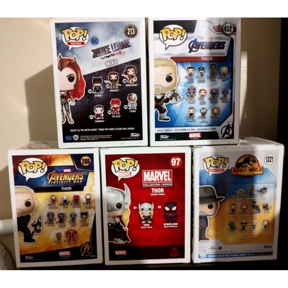 Lot of 5 New :  Funko Pop Marvel # 213 , #452 , #286 , #97 , #1221 Thor Mera